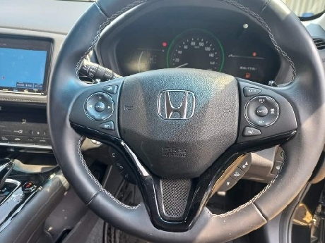 Honda Vezel Z Sensing RU3 Rs 1,225,000